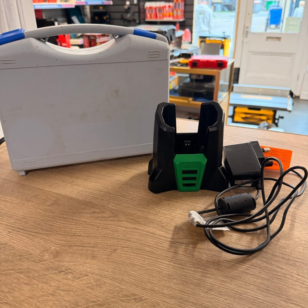 MSA ALTAIR 2XP 2X Plus Gas Detector Charging Cradle Station Used