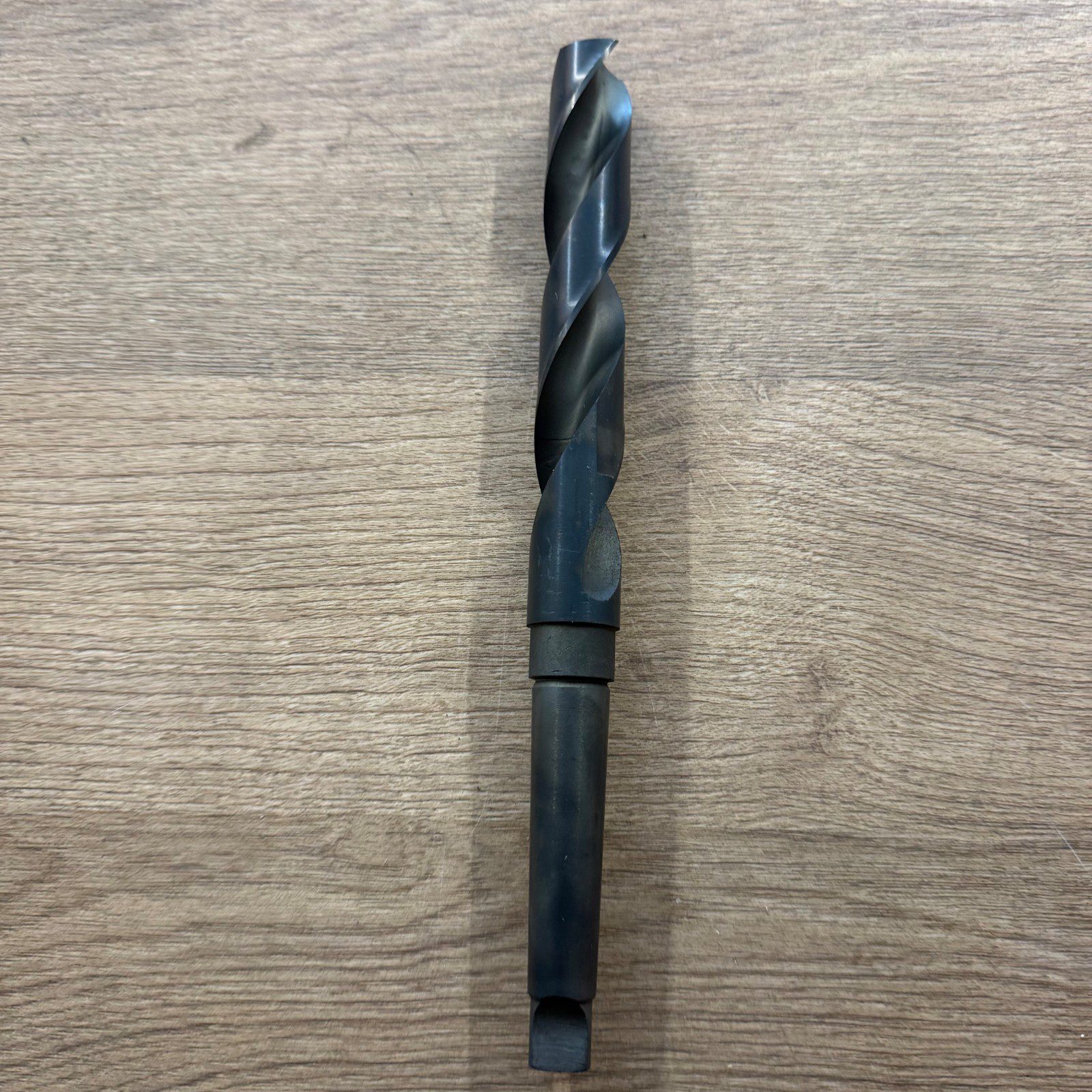 Lyndon LTSD/220 22mm Taper Shank Drill Bit With Storage Case - Excellent - Image 4