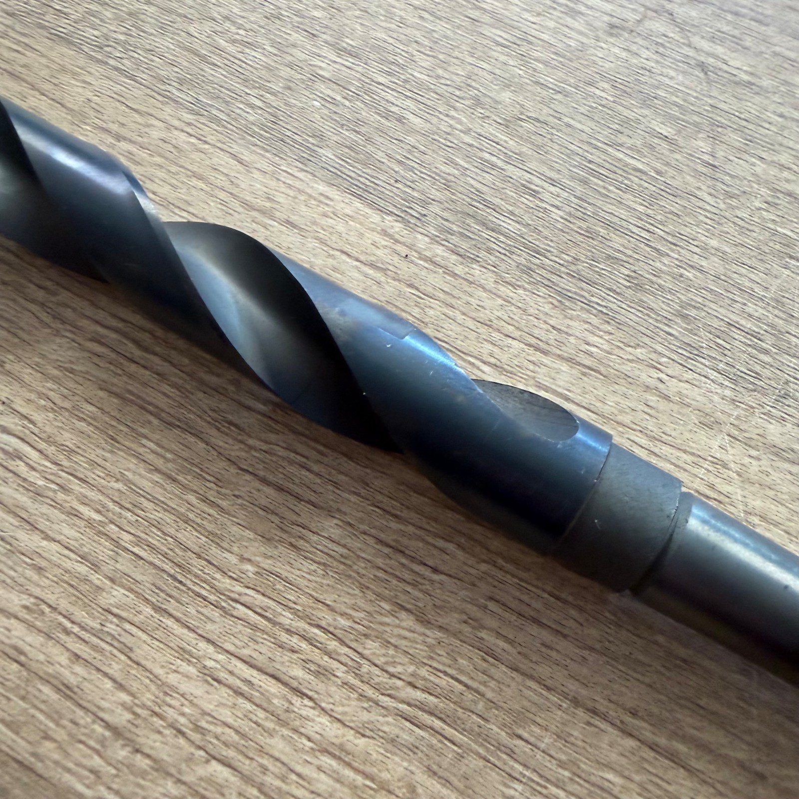 Lyndon LTSD/220 22mm Taper Shank Drill Bit With Storage Case - Excellent - Image 13