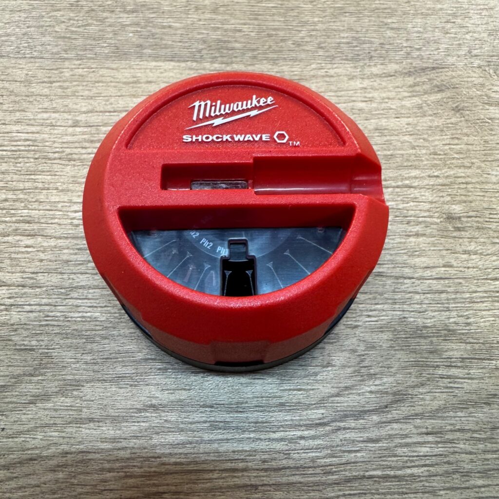 Milwaukee Shockwave Screwdriver Bit Set Magnetic Holder Round Case Very Good