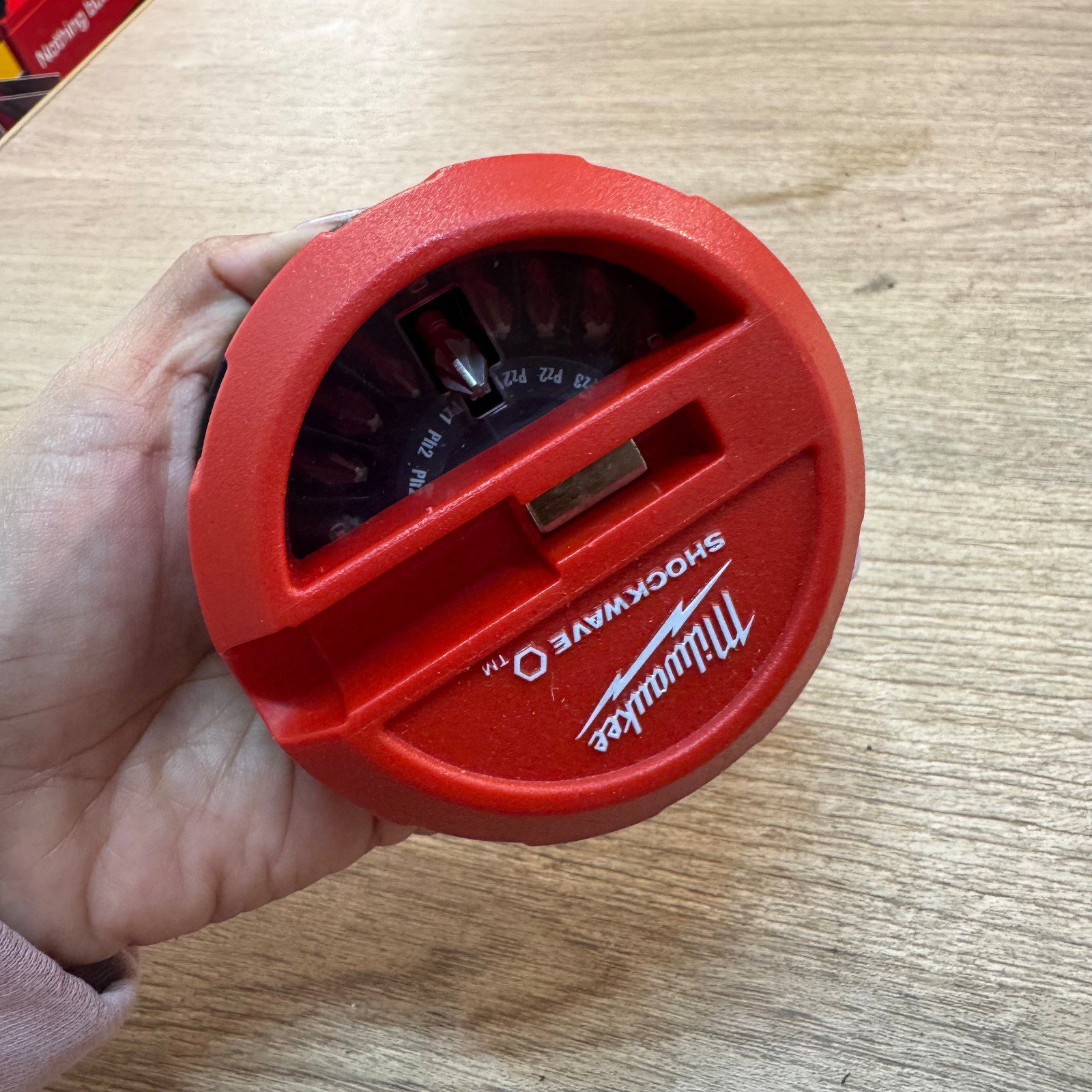 Milwaukee Shockwave Screwdriver Bit Set Magnetic Holder Round Case Very Good - Image 2