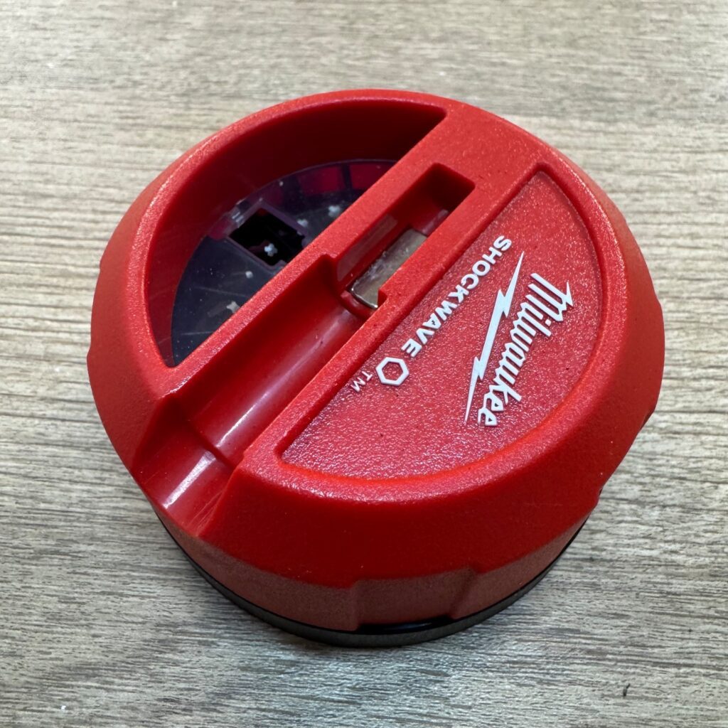 Milwaukee Shockwave Screwdriver Bit Set Magnetic Holder Round Case Very Good